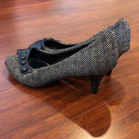 Pattern heel. - Picture 2 of 3